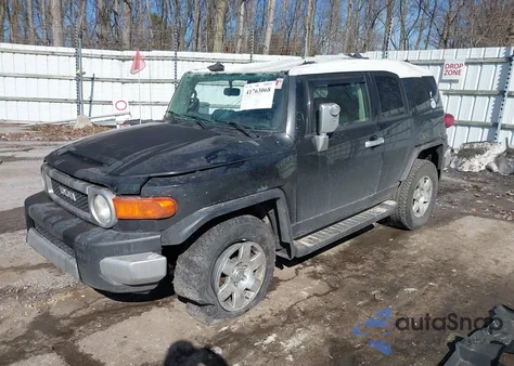 2008 Toyota Fj Cruiser z USA, uszkodzony, nr VIN JTEBU11F48K049882
